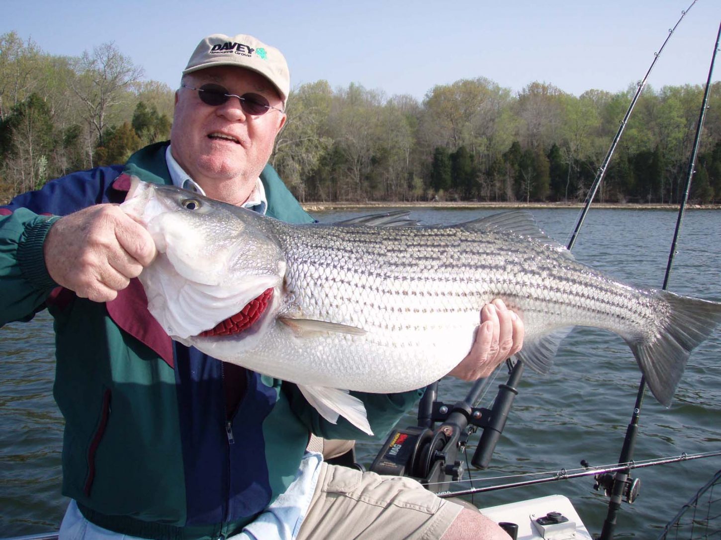 Percy Priest Lake - Nashville TN Striper Fishing with Billy Flatt